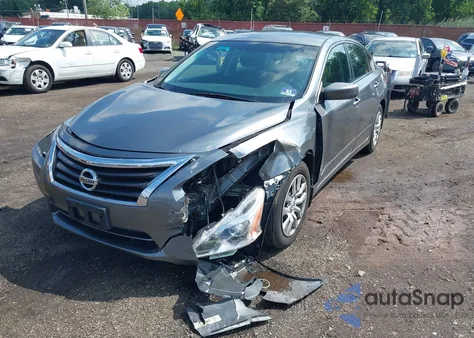 2015 Nissan Altima 2.5 S z USA, uszkodzony, nr VIN 1N4AL3AP9FC487401